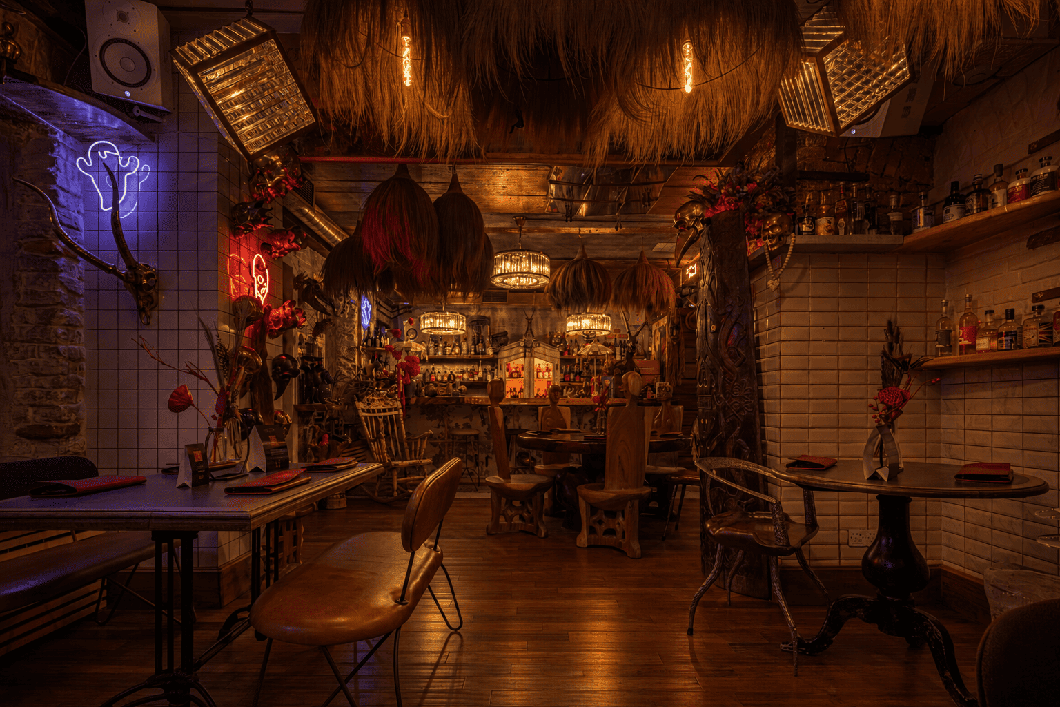 Зал Mr. Pinky